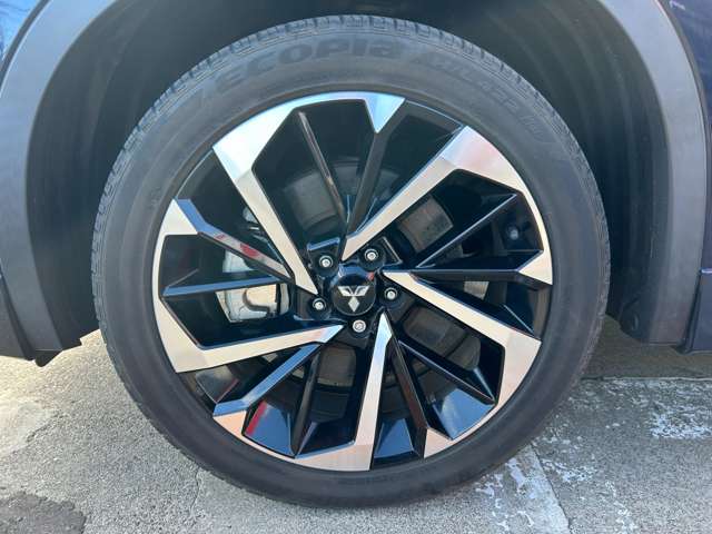 Mitsubishi Outlander 11
