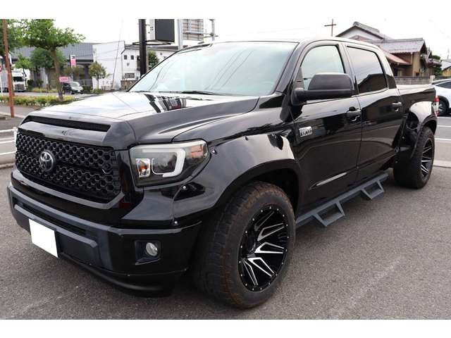 Toyota Tundra 4