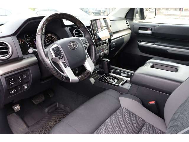 Toyota Tundra 8