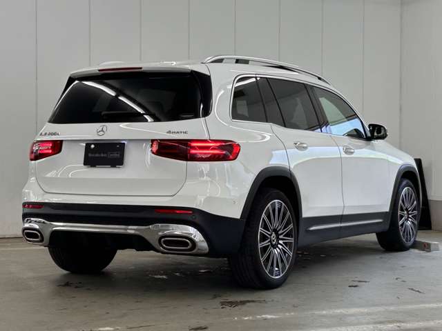 Mercedes-Benz GLB 5
