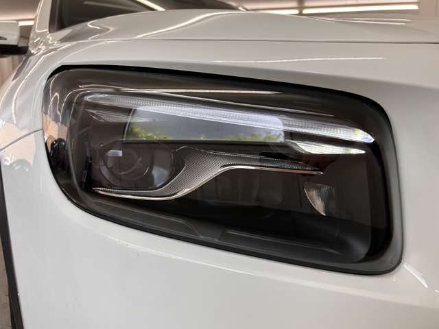 Mercedes-Benz GLB 7