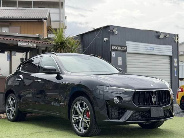 Maserati Levante 11
