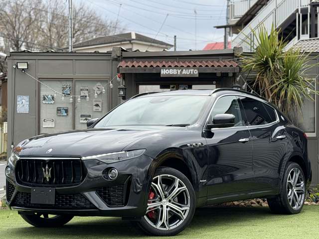 Maserati Levante 3