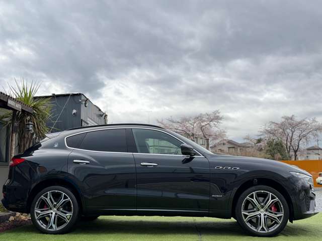 Maserati Levante 10