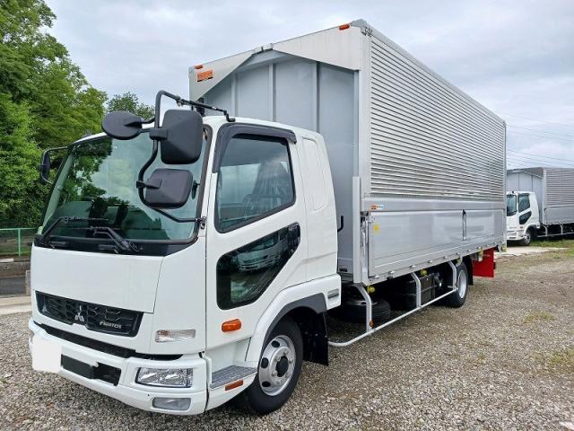 Mitsubishi Fuso Fighter 12