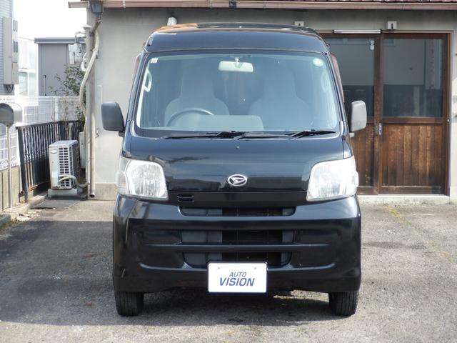 Daihatsu Hijet Cargo 3