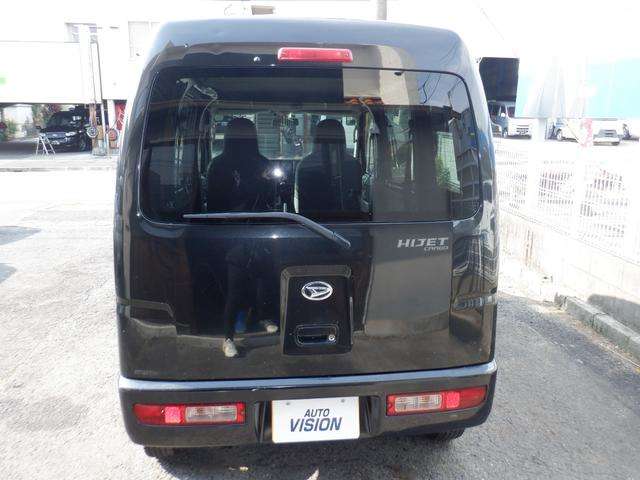 Daihatsu Hijet Cargo 8