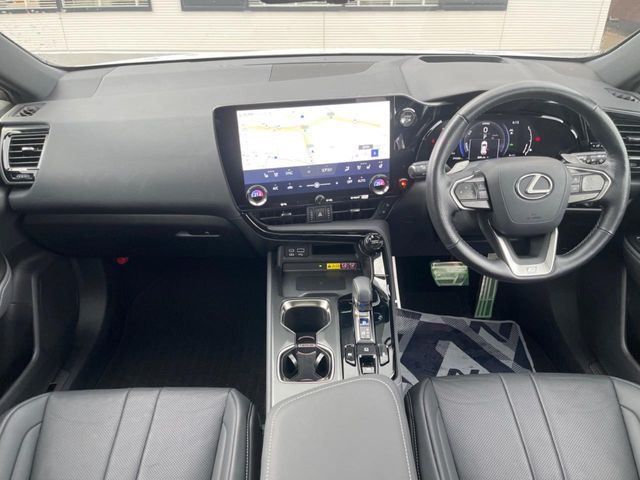 Lexus NX 2
