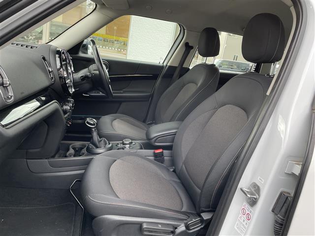 MINI Crossover 12