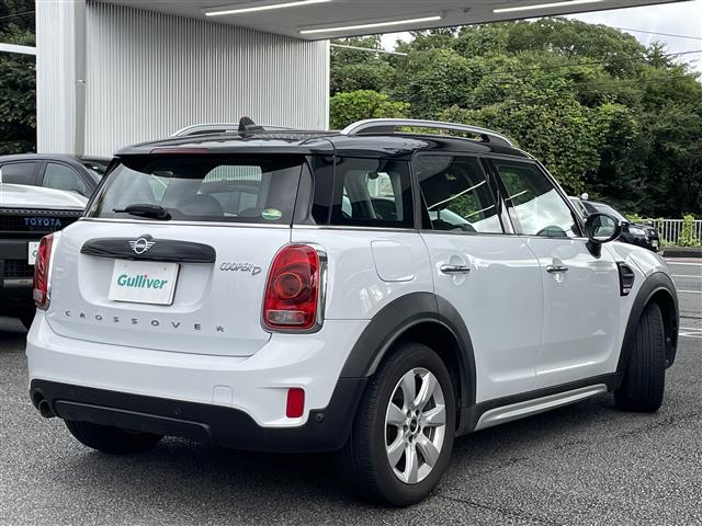 MINI Crossover 9