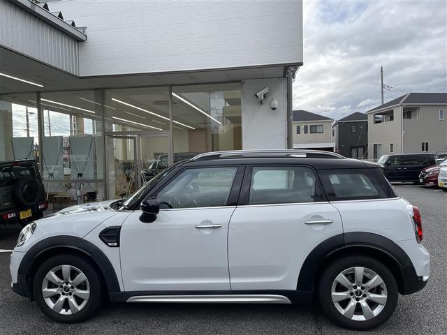 MINI Crossover 10
