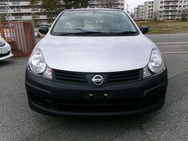 Nissan AD 2