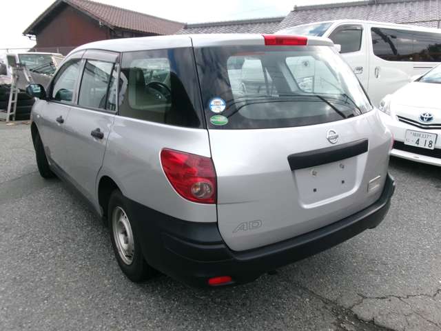 Nissan AD 4