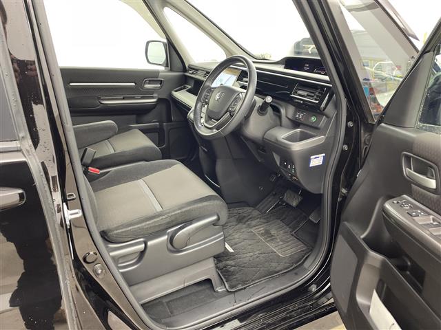 Honda Stepwgn 11