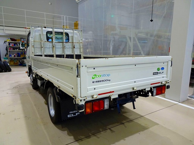 Isuzu Elf 12