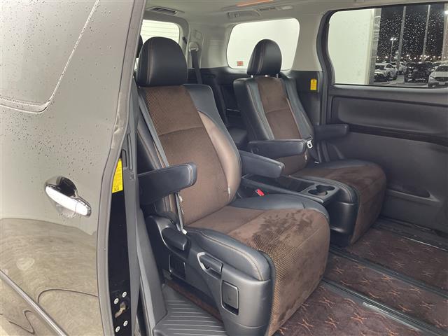 Toyota Alphard 10