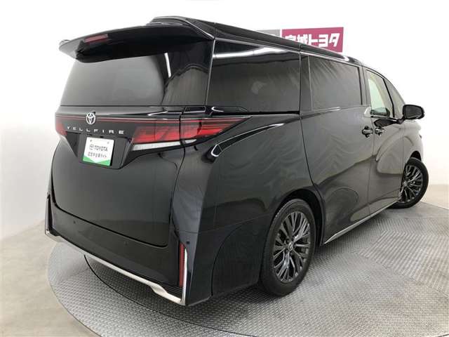 Toyota Vellfire 6