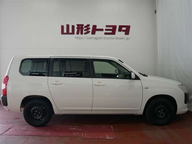 Toyota Succeed Van 3