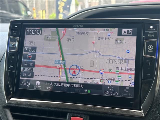 Toyota Voxy 4