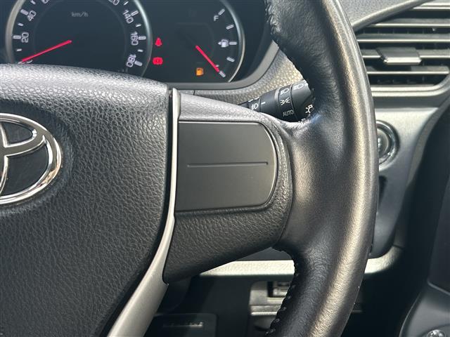 Toyota Voxy 10
