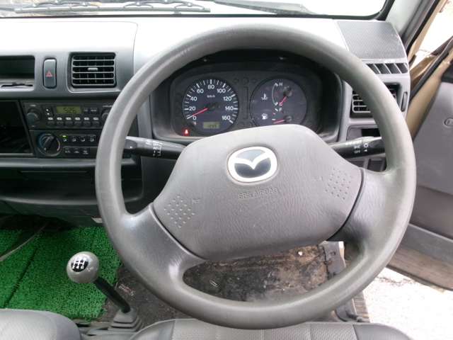 Mazda Bongo Truck 11