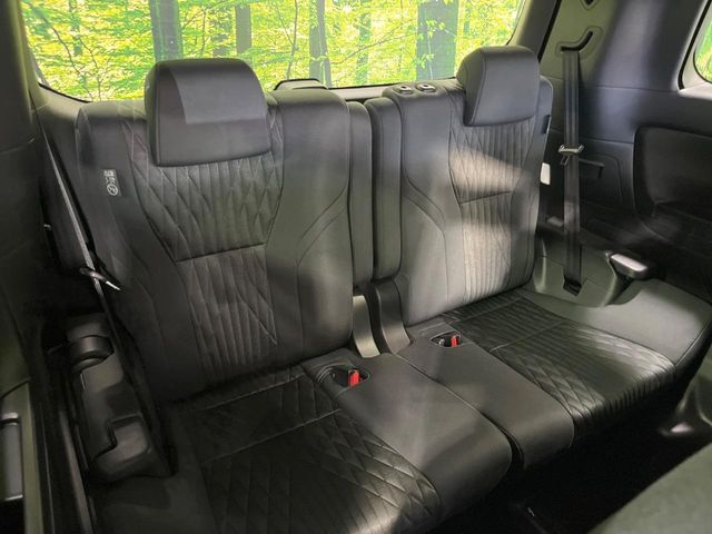 Toyota Alphard 10