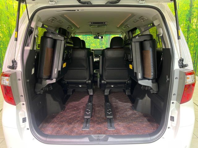 Toyota Alphard 10