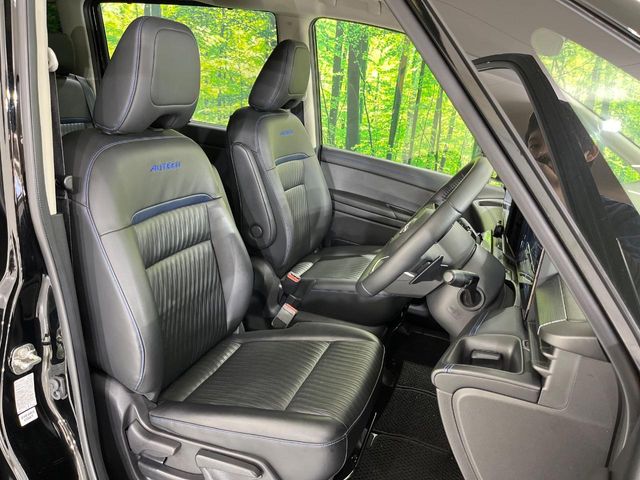 Nissan Serena 8