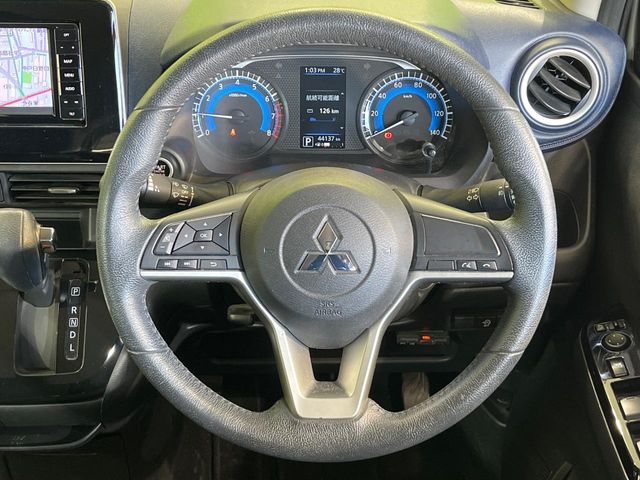 Mitsubishi eK X 11