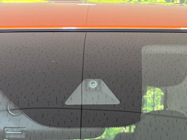 Mitsubishi eK X 3