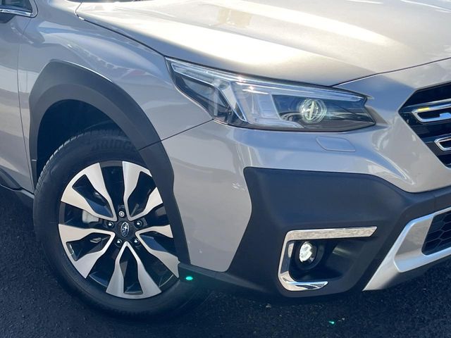Subaru Legacy Outback 12