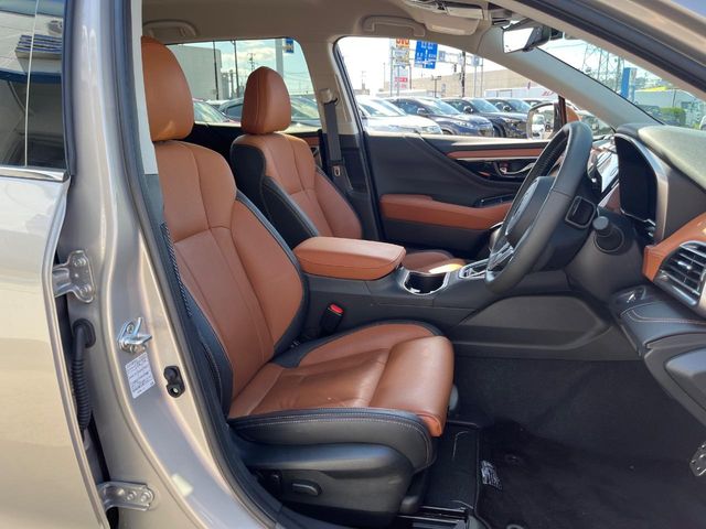 Subaru Legacy Outback 8