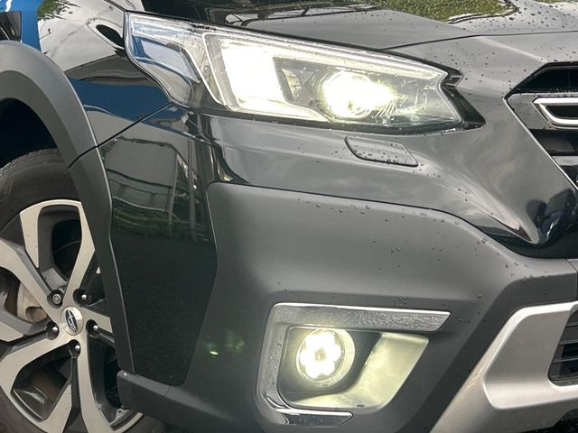 Subaru Legacy Outback 12