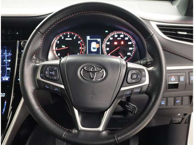 Toyota Harrier 6