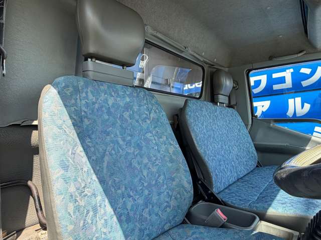Mitsubishi Fuso Canter 12