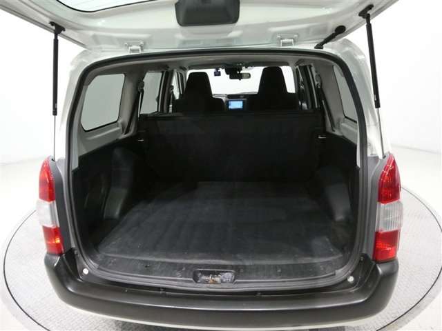 Toyota Probox Van 11
