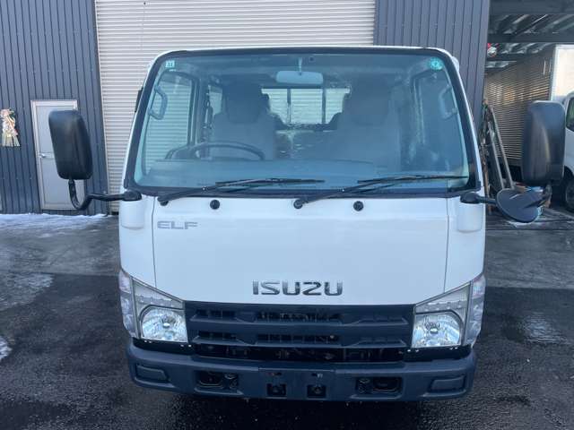 Isuzu Elf 2
