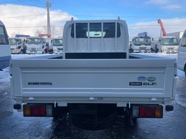 Isuzu Elf 6