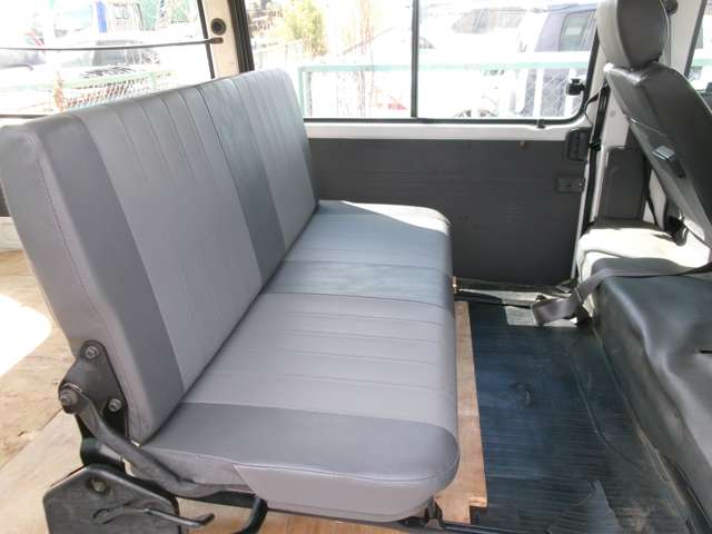 Nissan Vanette 12