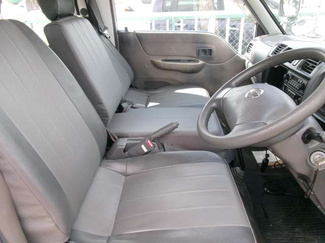 Nissan Vanette 7