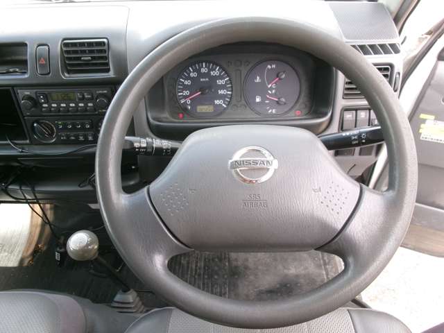 Nissan Vanette 8