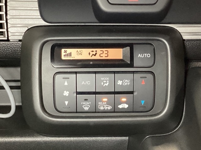 Honda N-VAN 11