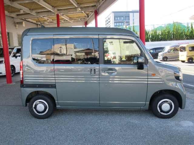 Honda N-VAN 11