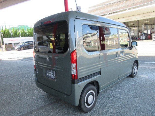 Honda N-VAN 10