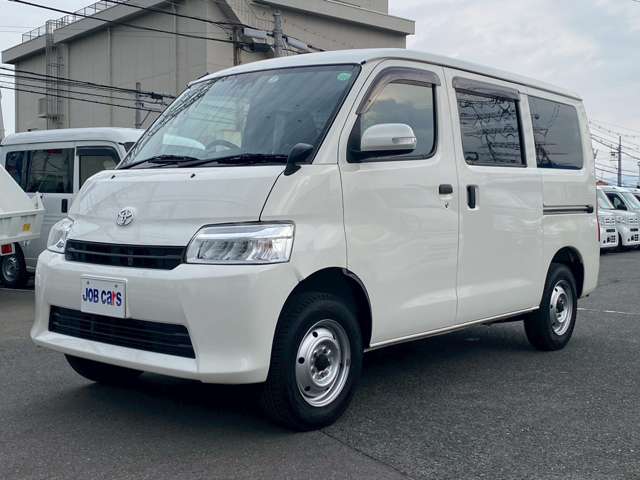 Toyota Town Ace Van 10