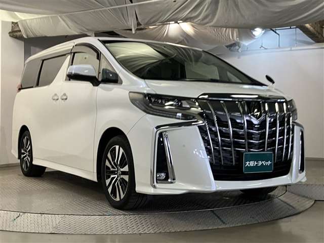 Toyota Alphard 6
