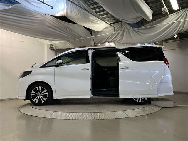 Toyota Alphard 7