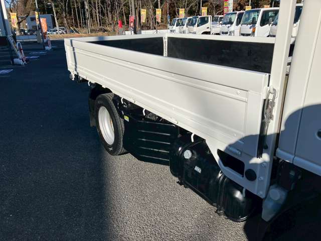 Isuzu Elf 11