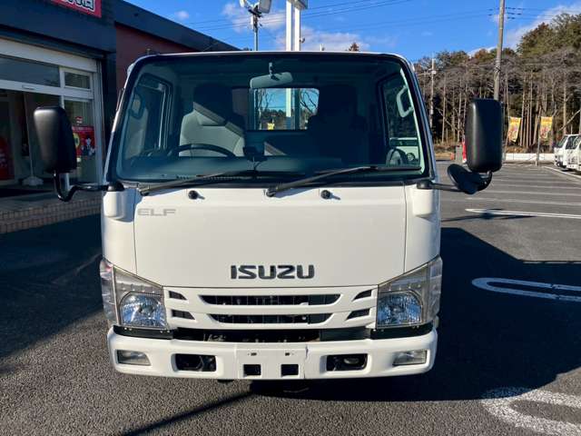 Isuzu Elf 2