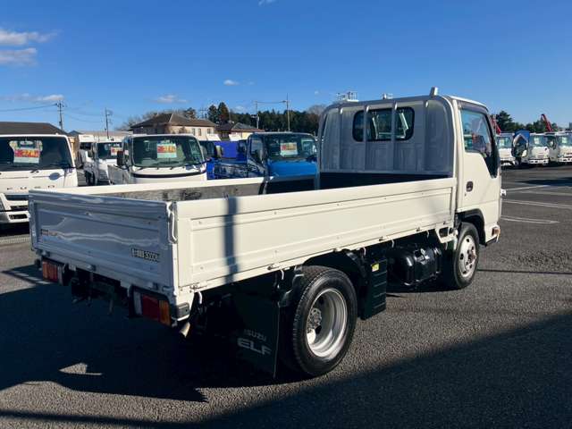 Isuzu Elf 5